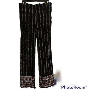 2/$6 🛍 Palazzo Pants with Floral Detail